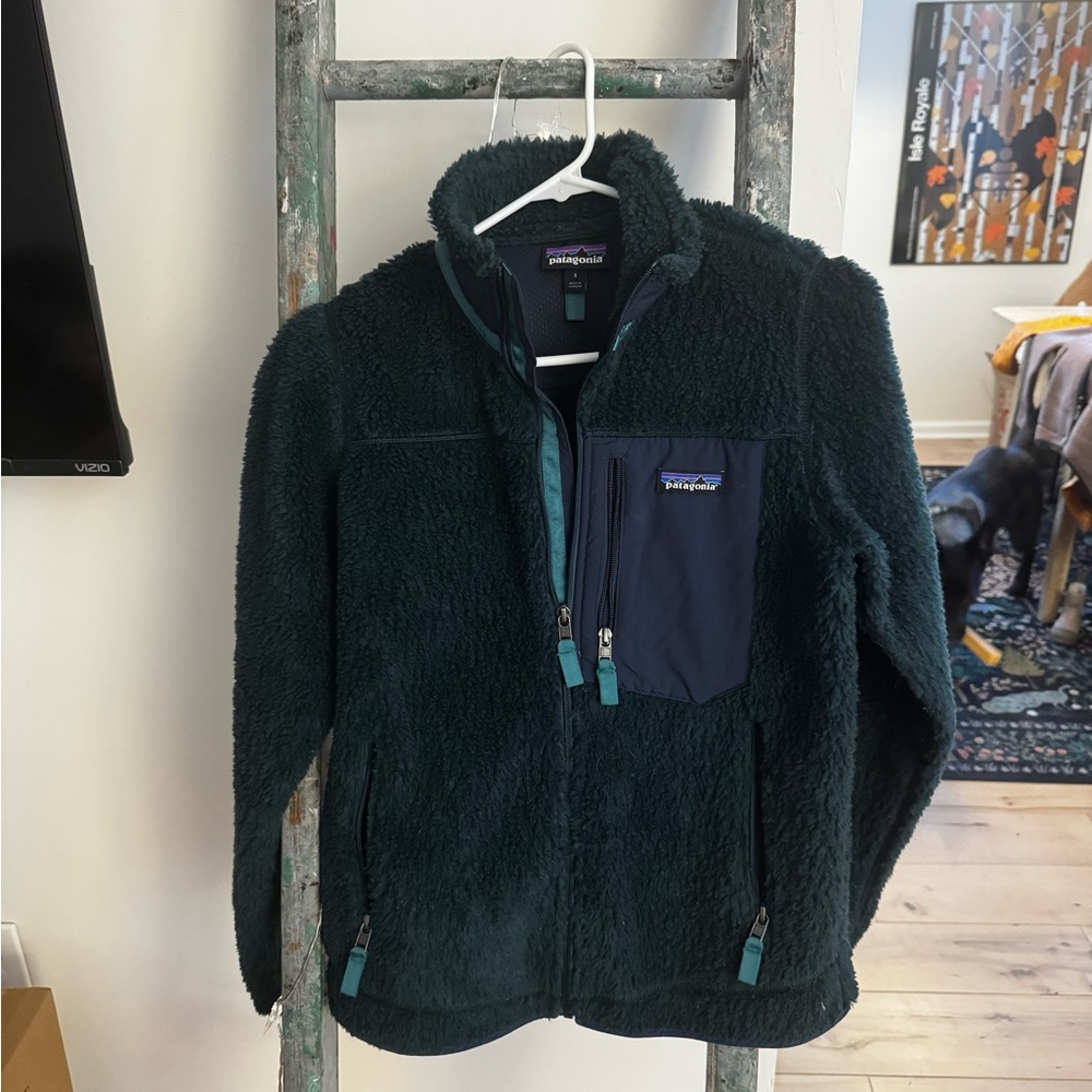 Patagonia Deep Green and Navy Fleece Jacket